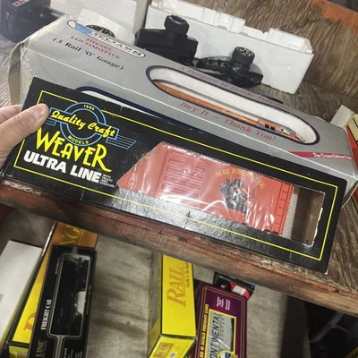 Weaver - Ultra Line Boxcar DESOTOFIREDOME V8 - O Gauge - Image 1 of 4