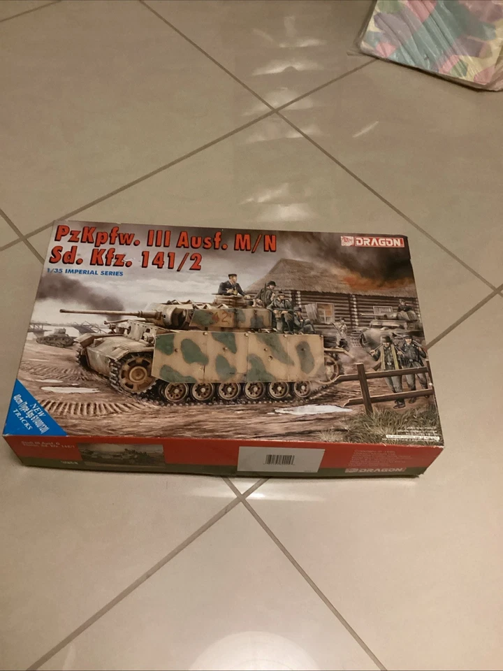 DRAGON 9015-PzKpfw.III Australia.M/N Sd. Kfz.141/2-scala 1:35 - Immagine 1 di 4