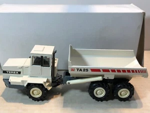 CONRAD TEREX TA 25 ARTICULATED DUMP TRUCK WHITE #2762 MADE IN GERMANY 1:50 1989 - Picture 1 of 8