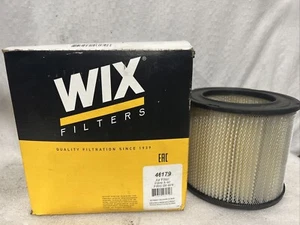 Automotive Air Filter ( Wix 46179 ) Fit a Host of GM Cars Between 1985 - 1996 - Foto 1 di 2