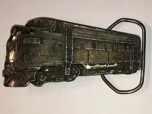 TREN LOCOMOTORA HEBILLA CINTURÓN METAL RECORTE 1981 SERIE Nº J277 DISEÑO ÁNGULO FRESCO - Imagen 1 de 6