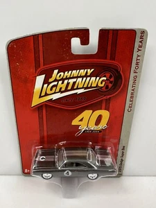 Johnny Lightning 1970 Dodge Super Bee #4 Silver - Picture 1 of 3