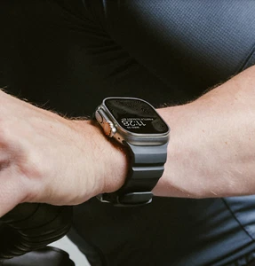 MONTANA Black Soft Silicone Apple Watch Ultra Loop Band Strap 49MM 45MM 44MM - Picture 1 of 8