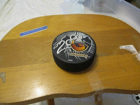 ATLANTA THRASHERS 2000 OFFICIAL NHL HOCKEY PUCK Cover
