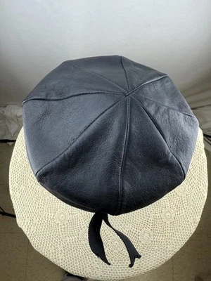 Womens 1950s Black Leather Beret Hat Cap Lane Bryant Sanlea Of New York with Pin - Image 1 of 4