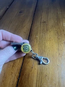 Metal Whistle Made in Taiwan - Picture 1 of 4
