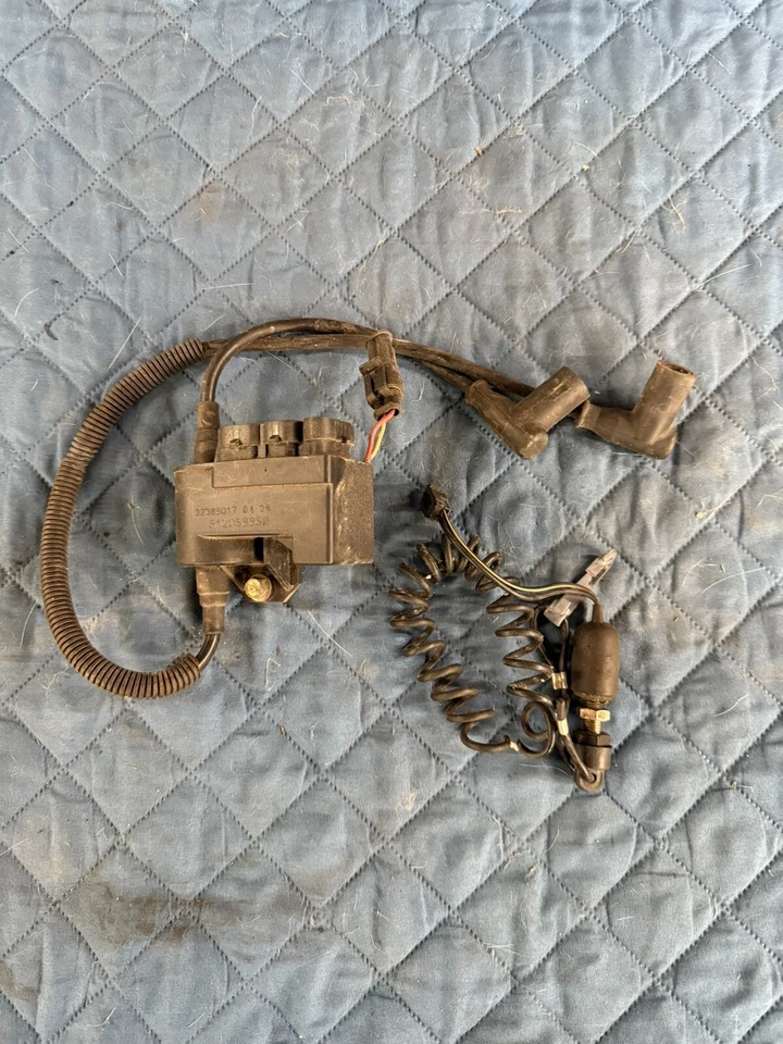 OEM CDI ignition Box Ski-Doo MXZ 380 Fan GSX GTX 2005-2006 512059950 512060044 - Image 1 of 1