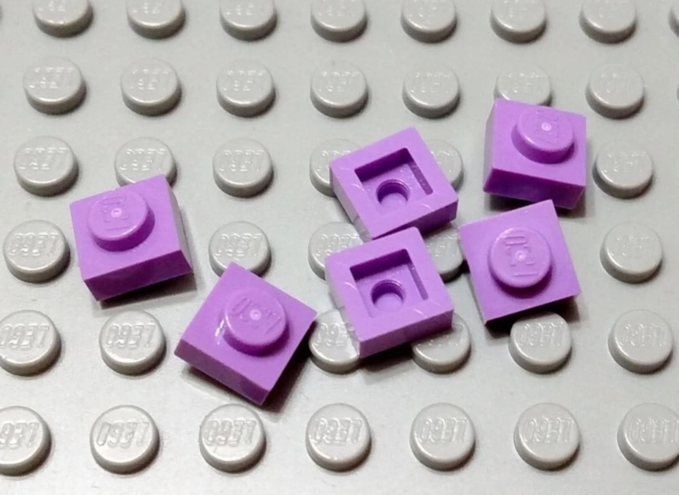 New LEGO Lot of 6 Medium Lavender 1x1 Plates Girls Friends Parts and Pieces - Image 1 of 1