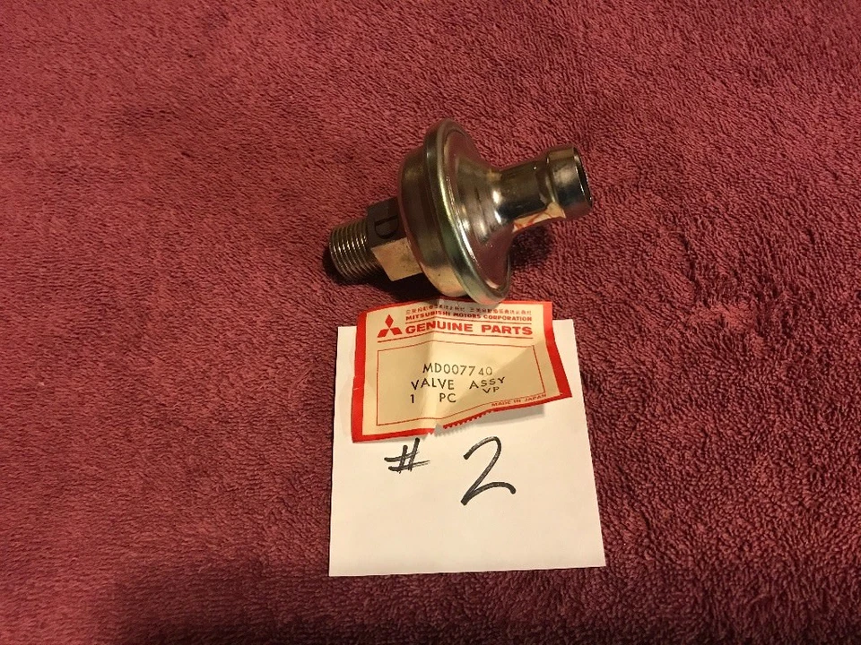 VÁLVULA DE PULSO 84 DODGE COLT D-50 EGR NOS MOPAR MD007740 VÁLVULA NUEVA Foto 1 de 1