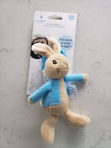 New Peter Rabbit Jiggle Attachable/ Soft Toy Rainbow Designs Pram Toy