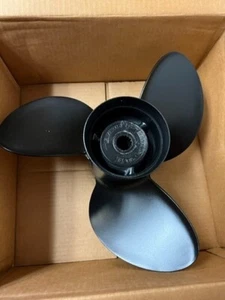 Michigan Wheel #011006 Propeller 3 Blade Aluminum 15.5" x 15" Cupped RH. - Picture 1 of 4