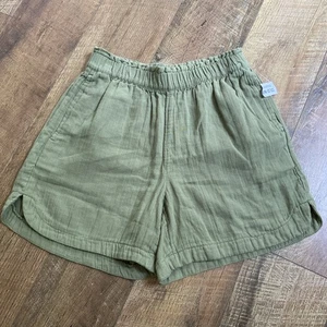 Old Navy | NWT Olive Green Cotton Pull On Gauzey Elastic Waist Pockets Shorts Xs - Picture 1 of 18