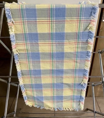 Corredor de mesa azul amarelo rosa xadrez comprimento 66” - Imagem 1 de 4