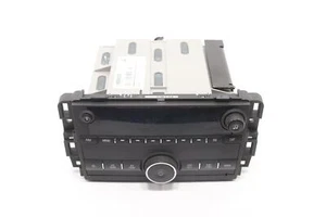 GMC SAVANA 3500 2015-2024 TABLERO CENTRO RADIO RECEPTOR INTERRUPTOR CONTROL FABRICANTE DE EQUIPOS ORIGINALES 85586029 - Imagen 1 de 11