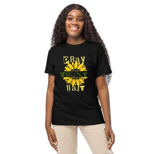 Men/Women Unisex "Pray Trust Wait" Christian  DryBlend® T-Shirt - Picture 1 of 6
