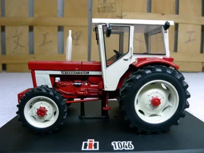 1:32 REP REP079 Case IH 1046 Tractor Farm Construction Machine Diecast Model - Image 1 of 4