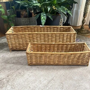 Set of 2 Vintage Long Rectangular Woven Rattan Plant Boxes Made In Hong Kong - Picture 1 of 13