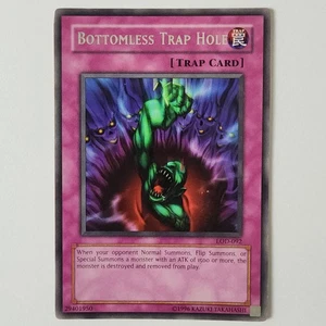 Bottomless Trap Hole - LOD-092 - MP - Rare - Unlimited - Yugioh - Picture 1 of 2