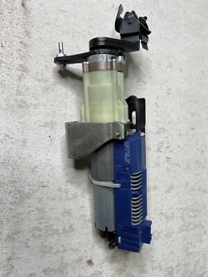 Audi Q7 2010 pasajero lado derecho maletero escotilla elevador motor 4L0827852D Foto 1 de 4