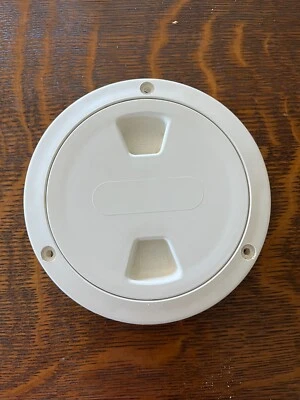 Beckson 4"  Screw In Deck Plate Foto 1 de 2