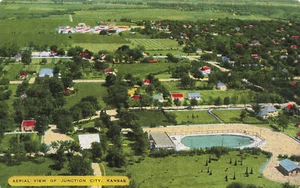 JUNCTION CITY KS KANSAS LUFTBILD VINTAGE LEINEN POSTKARTE 100724 T - Bild 1 von 2