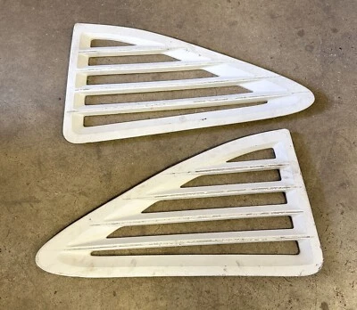 Dodge Aspen R/T Plymouth Volare 1978 super cupé 1/4 persianas rejillas de ventilación 78 Foto 1 de 4