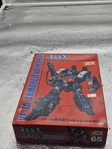 Vintage Imai Macross 1/100 VF-1A Armored Valkyrie Model Kit #65 - Picture 1 of 4