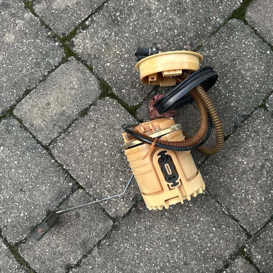 99-03 VW EUROVAN T4 2.8L BOMBA COMBUSTIBLE GAS SENSOR CONJUNTO OEM Foto 1 de 4