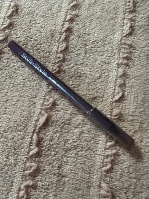 Styli-Style Line & Seal Waterproof Lip Liner # 1109 Mauve NEW - Image 1 of 3