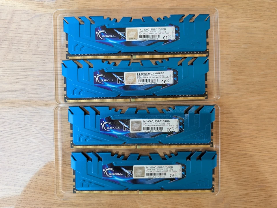 RAM 4x8 GB G.Skill DDR4-3000 CL15-15-15-35 blau Hauptspeicher - Bild 1 von 1