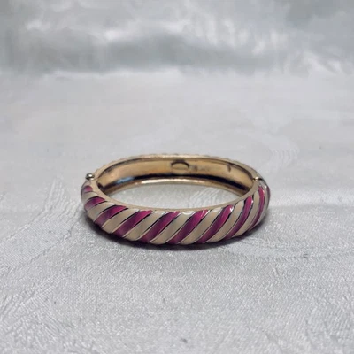 FORNASH Pulsera Rosa Crema Esmalte Tono Dorado Metal Bisagras Puño Abrazadera 6 1/2" Cir Foto 1 de 4