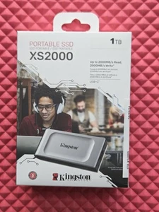 Kingston XS2000 1TB Pocket-sized High Performance Portable SSD with USB-C SX2000 - Photo 1/9