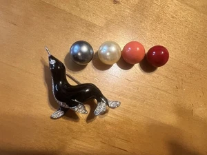Kenneth Jay Lane Vintage Circus Seal Pin Brooch W/ 4 Interchangeable Balls #12 - Bild 1 von 8