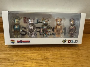 MEDICOM BEARBRICK DESIGNERCON 2022 ARTIST SERIES 4 100% SET OF 5 - Bild 1 von 2