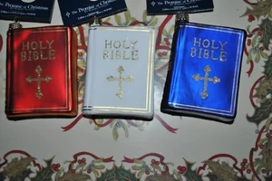 NUEVO ROBERT STANLEY Adorno de Vidrio de Navidad S/3 SANTA BIBLIA Rojo Blanco Azul Oro Borde - Imagen 1 de 7