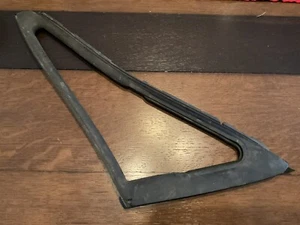 NOS MOPAR Vent Window Rubber 3582045 - Picture 1 of 3
