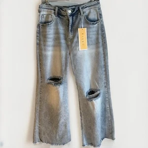 Risen NEW With TAGS Jeans Light Wash Size 11 30 Distressed Wide Leg Denim - Picture 1 of 7