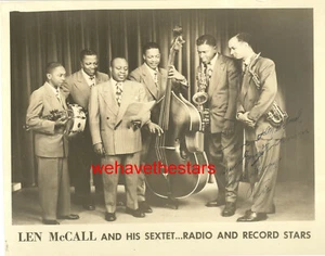 Retrato publicitario firmado vintage de orquesta negra de Len McCall & His Sexteto años 30 - Imagen 1 de 1