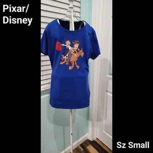 Camiseta Disney/Pixar Jesse & Woody Azul Mangas Cortas Talla Pequeña - Imagen 1 de 5