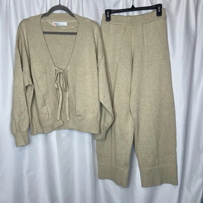Free People Beach Solar Sweater 2 Piece Set Size S Beige Casual Comfy - Image 1 of 4