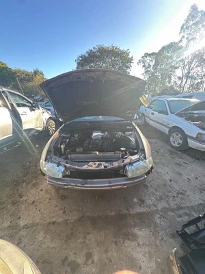 1997 Holden VT Commodore Wiper Linkages Sedan Series 1 #B769 - image 1 of 4