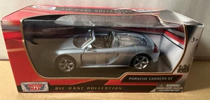 Motormax Porsche Carrera GT 1:24 Die-cast Collection 2012 - Picture 1 of 11