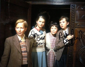 Television Autograph: RICHARD DEMPSEY & SOPHIE COOK (The Chronicles of Narnia) - Imagen 1 de 1