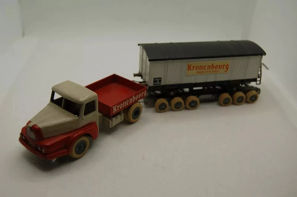 JRD TRACTOR KRONENBOURG - Photo 1/4