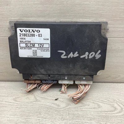 Módulo de control de luz Volvo VNL - P/N: 21803280-03 Foto 1 de 3