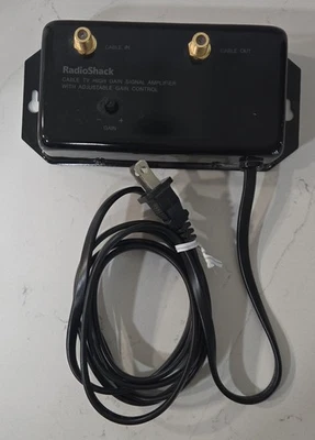 Radio Shack Cable High Gain Signal Amplifier 26dB Model 15-1112b - Image 1 of 4