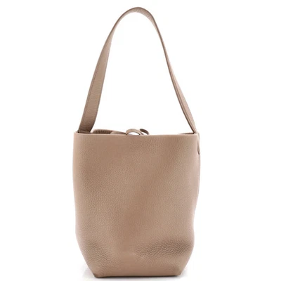 Bolso de Mano The Row N/S Park Pequeño de Cuero Foto 1 de 4