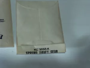 HO Varney Sprung Draft Gear Insulated Coupler Set #2030K - Picture 1 of 3