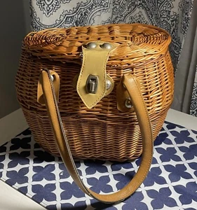 Vintage Wicker Fishing Creel Basket with Handles – Rustic Decor - Picture 1 of 2