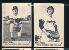Lot (2) 1975 TCMA Mike Willis Rochester Red Wings #28 #18 Player Lot (FW66)